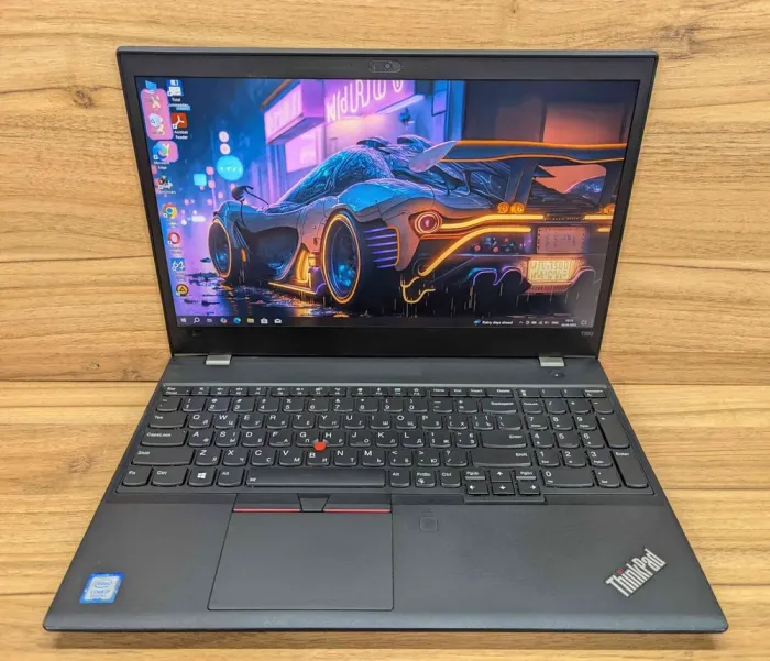 Ультрабук Lenovo ThinkPad T580 / 15.6" (1920x1080) IPS / Intel Core i7-8550U (4 (8) ядра по 1.8 - 4.0 GHz) / 16 GB DDR4 / 512 GB SSD / Intel UHD Graphics 620 / WebCam / TouchID / Windows 10 б/в - зображення 2