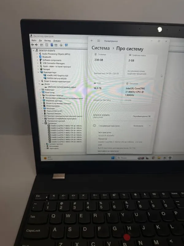 Ультрабук Lenovo ThinkPad T590 / 15.6" (1920x1080) IPS / Intel Core i7-8665U (4 (8) ядра по 1.9 - 4.8 GHz) / 16 GB DDR4 / 256 GB SSD / nVidia GeForce MX250, 2 GB GDDR5, 64-bit / WebCam / Win 11 б/в - зображення 6