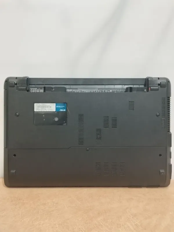 Ноутбук Asus X54C / 15.6" (1366x768) TN / Intel Pentium B960 (2 ядра по 2.2 GHz) / 4 GB DDR3 / 120 GB SSD / Intel HD Graphics / WebCam / DVD-RW б/в - зображення 7