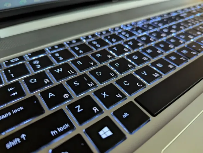 Ноутбук HP ProBook 450 G6 / 15.6" (1366x768) TN Touch / Intel Core i5-8265U (4 (8) ядра по 1.6 - 3.9 GHz) / 16 GB DDR4 / 480 GB SSD / Intel UHD Graphics / WebCam / TouchID / Windows 10 б/в - зображення 12