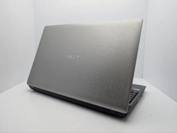 Ноутбук Acer Aspire 5741G / 15.6" (1366x768) TN / Intel Core i5-430M (2 (4) ядра по 2.26 - 2.53 GHz) / 6 GB DDR3 / 500 GB HDD / nVidia GeForce GT 320M, 1 GB GDDR3, 64-bit / WebCam / DVD-ROM б/в - зображення 8