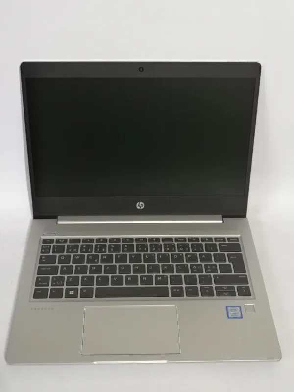 Ультрабук Б-клас HP ProBook 430 G6 / 13.3" (1920x1080) IPS / Intel Core i3-8145U (2 (4) ядра по 2.1 - 3.9 GHz) / 8 GB DDR4 / 128 GB SSD / Intel UHD Graphics / WebCam / Windows 10 Pro б/в - зображення 2