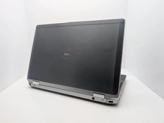 Ноутбук Dell Latitude E6520 / 15.6" (1366x768) TN / Intel Core i5-2520M (2 (4) ядра по 2.5 - 3.2 GHz) / 8 GB DDR3 / 240 GB SSD / nVidia NVS 4200M, 512 MB GDDR3, 64-bit / WebCam б/в - зображення 8