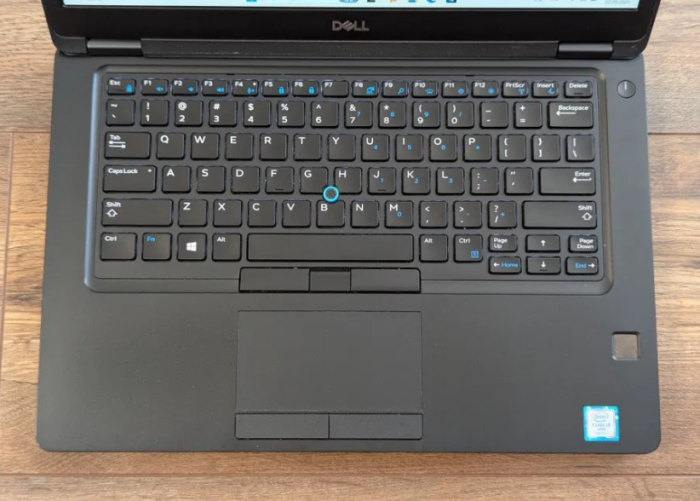 Ультрабук Dell Latitude 5490 / 14" (1920x1080) IPS / Intel Core i5-7300U (2 (4) ядра по 2.6 - 3.5 GHz) / 8 GB DDR4 / 128 GB SSD / Intel HD Graphics 620 / WebCam б/в - зображення 3