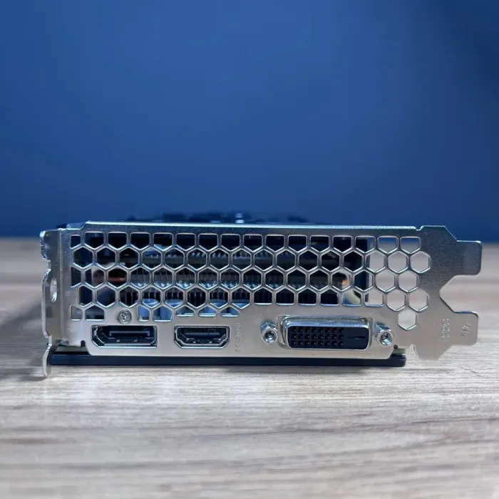 Дискретна відеокарта nVidia GeForce GTX 1660 Super, 6 GB GDDR6, 192-bit / DVI, HDMI, DisplayPort б/в - зображення 3