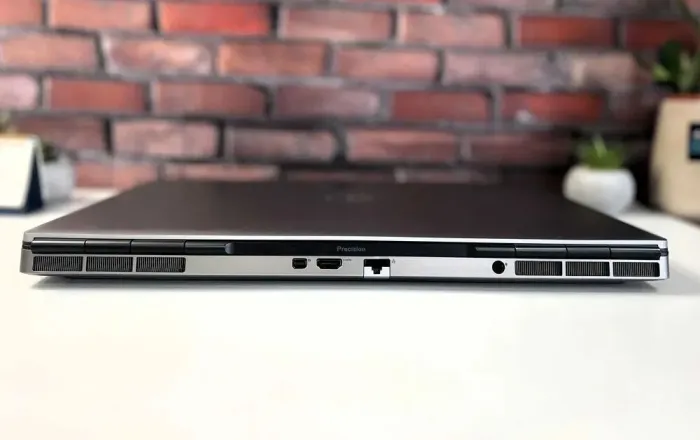 Мобільна робоча станція Dell Precision 7760 / 17.3" (1920x1080) IPS / Intel Core i9-11950H (8 (16) ядер по 2.6 - 5.0 GHz) / 64 GB DDR4 / 1000 GB SSD M.2 / nVidia RTX A5000, 16 GB GDDR6, 256-bit / WebCam б/в - зображення 8