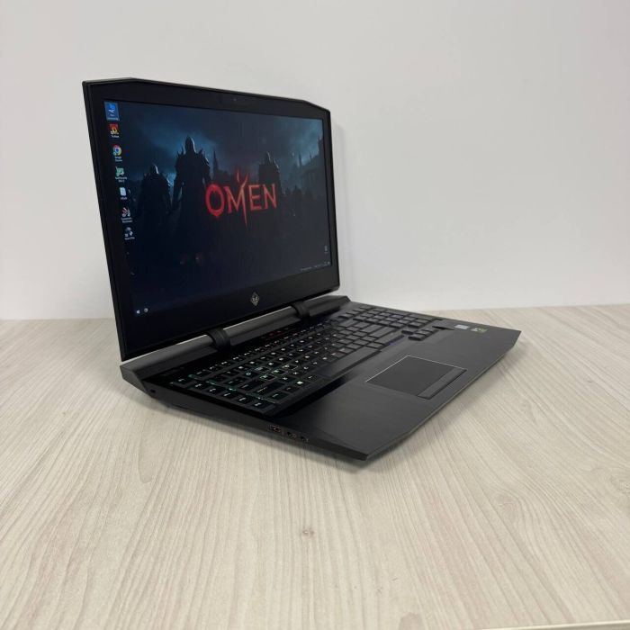 Ігровий ноутбук HP Omen X 17-ap010nr / 17.3" (1920x1080) IPS / Intel Core i7-7700HQ (4 (8) ядра по 2.8 - 3.8 GHz) / 16 GB DDR4 / 1000 GB SSD NVMe / nVidia GeForce GTX 1070, 8 GB GDDR5, 256-bit / WebCam б/в - зображення 4