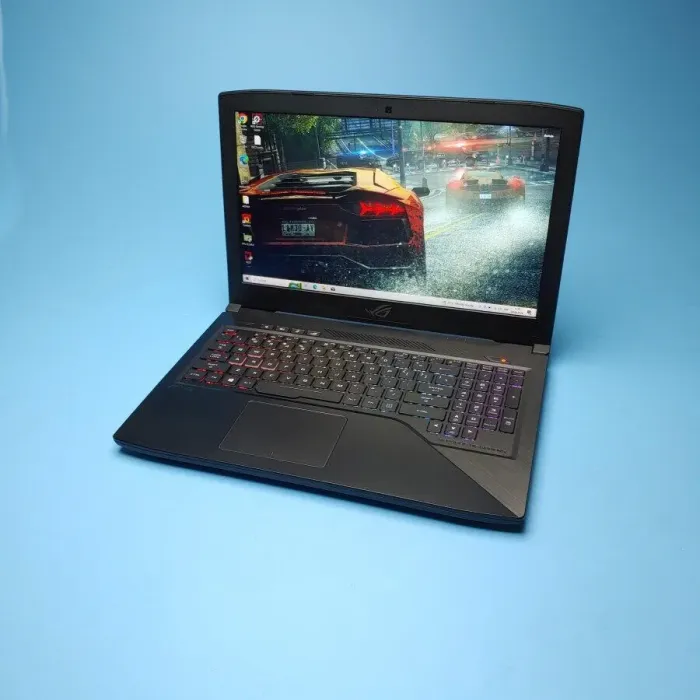 Ігровий ноутбук Asus ROG GL503VM / 15.6" (1920x1080) IPS / Intel Core i7-7700HQ (4 (8) ядра по 2.8 - 3.8 GHz) / 16 GB DDR4 / 480 GB SSD + 500 GB HDD / nVidia GeForce GTX 1060, 3 GB GDDR5, 192-bit / WebCam / Win 10 Home б/в - зображення 2