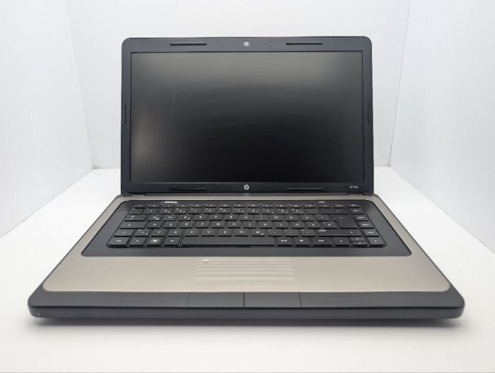 Ноутбук HP 655 / 15.6" (1366x768) TN / AMD E-450 (2 ядра по 1.6 GHz) / 6 GB DDR3 / 120 GB SSD / AMD Radeon HD 6320 Graphics / WebCam / DVD-ROM б/в - зображення 3