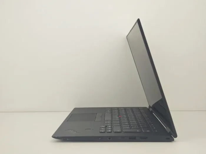 Ультрабук-трансформер Б-клас Lenovo ThinkPad X1 Yoga 3rd Gen / 14" (1920x1080) IPS / Intel Core i5-8350U (4 (8) ядра по 1.7 - 3.6 GHz) / 8 GB DDR4 / 256 GB SSD / Intel UHD Graphics 620 / WebCam б/у - зображення 7