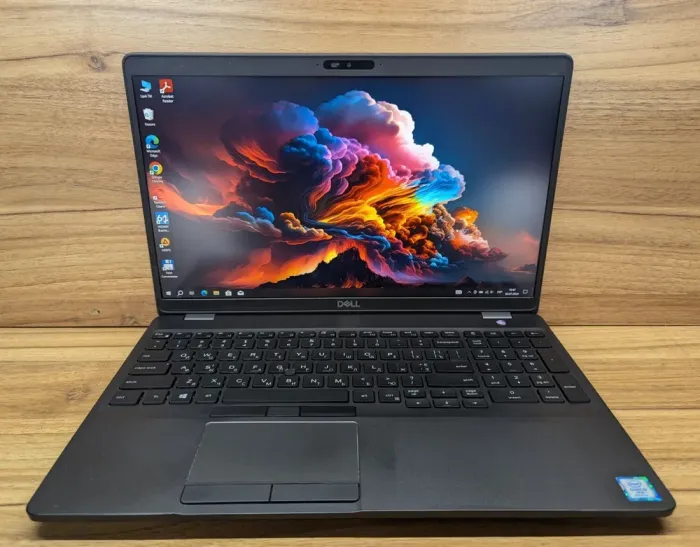 Ультрабук Б-клас Dell Latitude 5500 / 15.6" (1920x1080) IPS / Intel Core i5-8365U (4 (8) ядра по 1.6 - 4.1 GHz) / 16 GB DDR4 / 512 GB SSD / Intel UHD Graphics 620 / WebCam / Windows 10 б/в - зображення 2