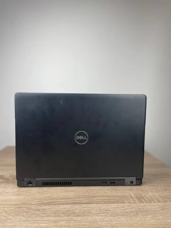 Ультрабук Dell Latitude 5480 / 14" (1920x1080) TN / Intel Core i5-6300U (2 (4) ядра по 2.4 - 3.0 GHz) / 8 GB DDR4 / 256 GB SSD / Intel HD Graphics 520 / WebCam / Win 10 б/в - зображення 3