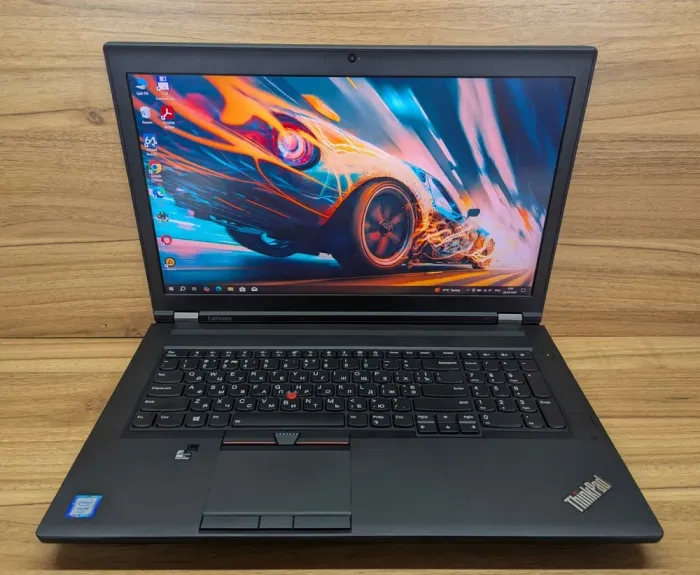 Мобільна робоча станція Lenovo ThinkPad P71 / 17.3" (3840x2160) IPS / Intel Xeon E3-1535M v6 (4 (8) ядра по 3.1 - 4.2 GHz) / 64 GB DDR4 / 1000 GB SSD + 512 GB SSD / nVidia Quadro P4000, 8 GB GDDR5, 256-bit / WebCam / TouchID / Windows 10 б/в - зображення 2