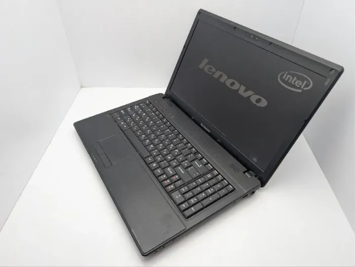 Ноутбук Lenovo G560 / 15.6" (1366x768) TN / Intel Core i3-350M (2 (4) ядра по 2.2 GHz) / 6 GB DDR3 / 500 GB HDD / Intel HD Graphics / WebCam / DVD-ROM / АКБ не держит б/в - зображення 7