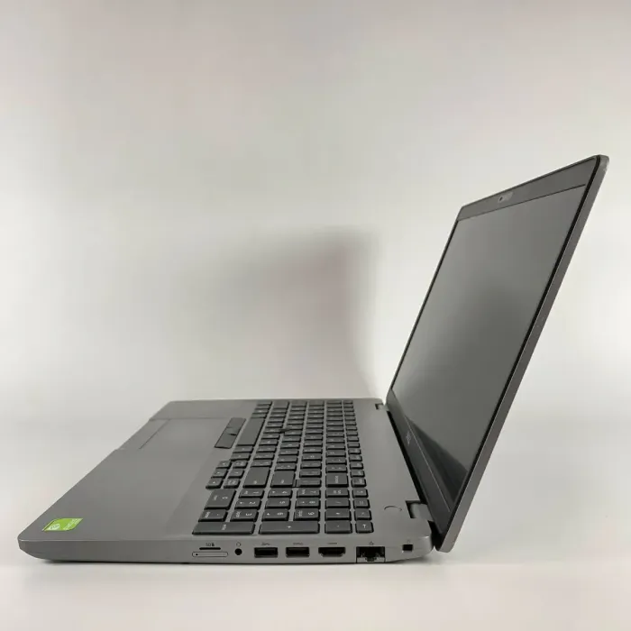Ультрабук Dell Latitude 5511 / 15.6" (1920x1080) IPS / Intel Core i5-10400H (4 (8) ядра по 2.6 - 4.6 GHz) / 16 GB DDR4 / 256 GB SSD / nVidia GeForce MX250, 2 GB GDDR5, 64-bit / WebCam / SIM б/в - зображення 5