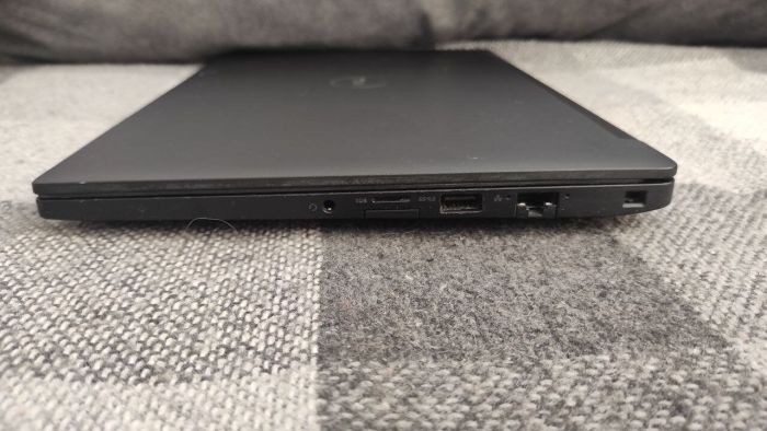 Нетбук Dell Latitude 7280 / 12.5" (1920x1080) IPS / Intel Core i5-7300U (2 (4) ядра по 2.6 - 3.5 GHz) / 8 GB DDR4 / 512 GB SSD / Intel HD Graphics 620 / WebCam / Windows 10 Pro Lic б/в - зображення 8