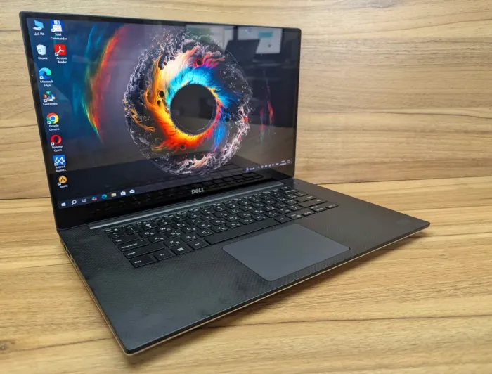 Ноутбук робоча станція Dell Precision 5510 / 15.6" (3840x2160) IPS Touch / Intel Core i7-6820HQ (4 (8) ядра по 2.7 - 3.6 GHz) / 16 GB DDR4 / 480 GB SSD / nVidia Quadro M1000M, 2 GB DDR3, 128-bit / HDMI / Windows 10 б/в - зображення 4
