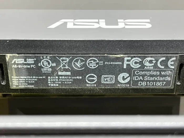 Моноблок Asus ET2013IUKI / 20" (1600x900) TN / Intel Core i5-3550S (4 ядра по 3.0 - 3.7 GHz) / 8 GB DDR3 / 256 GB SSD / Intel HD Graphics 2500 / WebCam б/в - зображення 9