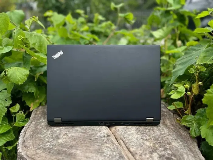 Мобільна робоча станція Lenovo ThinkPad P52 / 15.6" (1920x1080) IPS / Intel Core i7-8850H (6 (12) ядер по 2.6 - 4.3 GHz) / 16 GB DDR4 / 512 GB SSD M.2 / nVidia Quadro P3200, 6 GB GDDR5, 192-bit / WebCam б/в - зображення 7