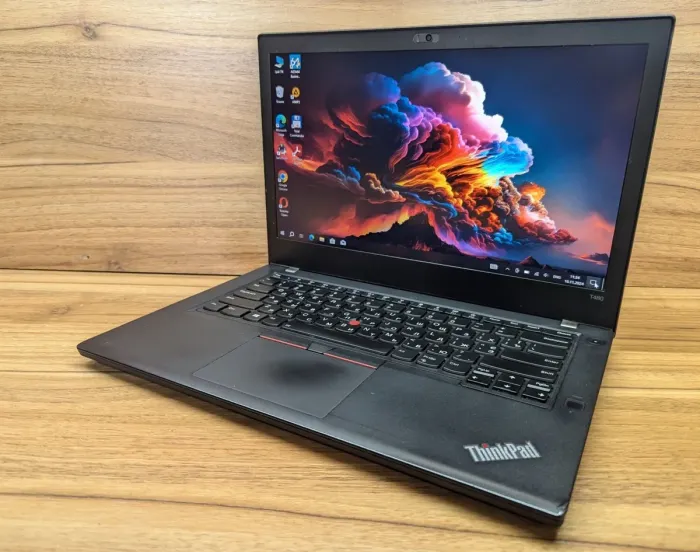 Ультрабук Б-клас Lenovo ThinkPad T480 / 14" (1920x1080) IPS Touch / Intel Core i7-8650U (4 (8) ядра по 1.9 - 4.2 GHz) / 16 GB DDR4 / 512 GB SSD / Intel UHD Graphics 620 / WebCam / TouchID / Windows 10 б/в - зображення 6