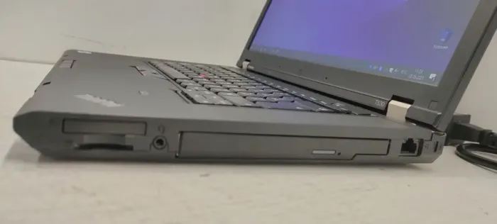 Ноутбук Б-клас Lenovo ThinkPad T530 / 15.6" (1366x768) TN / Intel Core i7-3520M (2(4) ядра по 2.9-3.6 GHz) / 8 GB DDR3 / 256 GB SSD / HD Graphics 4000 / WebCam б/в - зображення 5