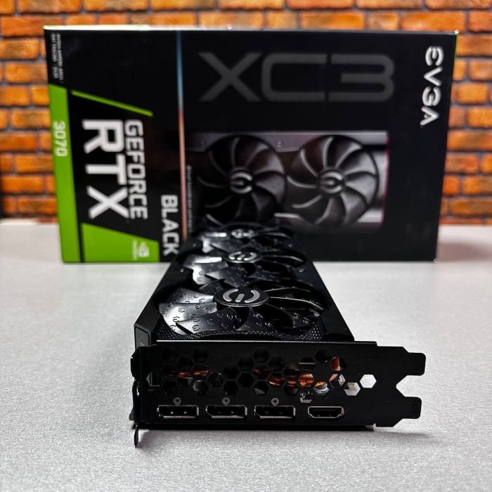 Дискретна відеокарта EVGA GeForce RTX 3070 XC3 Ultra Gaming, 8 GB GDDR6, 256-bit / 1x HDMI, 3x DisplayPort / Коробка / (08G-P5-3755-KR) б/в - зображення 3