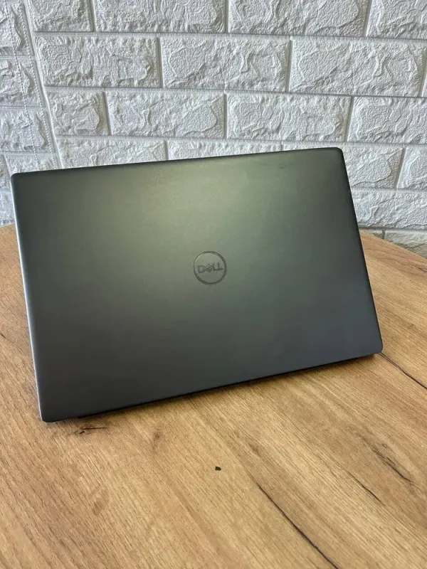 Ігровий ультрабук Б-клас Dell Vostro 7590 / 15.6" (1920x1080) IPS / Intel Core i7-9750H (6 (12) ядер по 2.6 - 4.5 GHz) / 16 GB DDR4 / 512 GB SSD / nVidia GeForce GTX 1650, 4 GB GDDR6, 128-bit / WebCam б/в - зображення 3