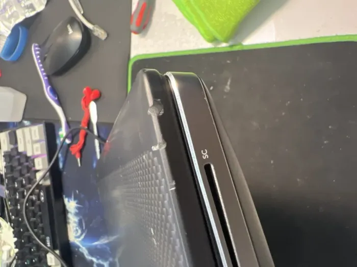 Мобільна робоча станція Б-клас Dell Precision 7530 / 15.6" (1920x1080) IPS / Intel Core i7-8750H (6 (12) ядер по 2.2 - 4.1 GHz) / 16 GB DDR4 / 240 GB SSD / nVidia Quadro P2000, 4 GB GDDR5, 128-bit б/в - зображення 4