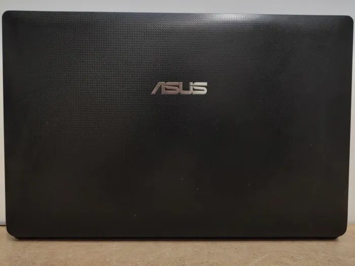 Ноутбук Asus X54C / 15.6" (1366x768) TN / Intel Celeron B820 (2 ядра по 1.7 GHz) / 6 GB DDR3 / 120 GB SSD / Intel HD Graphics / WebCam / АКБ не тримає б/в - зображення 6