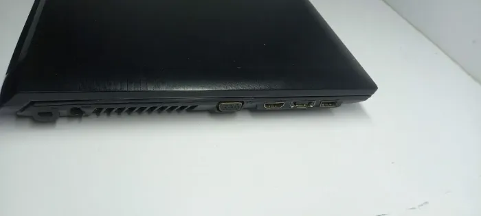 Ноутбук Lenovo B570 / 15.6" (1366x768) TN / Intel Core i3-2330M (2 (4) ядра по 2.2 GHz) / 8 GB DDR3 / 1000 GB HDD / nVidia GeForce 410M, 1 GB DDR3, 64-bit / WebCam б/в - зображення 5