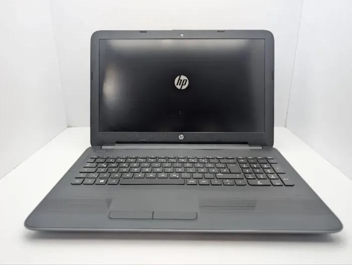 Ноутбук HP 255 G5 / 15.6" (1920x1080) TN / AMD A8-7410 (4 ядра по 2.2 - 2.5 GHz) / 8 GB DDR3 / 128 GB SSD / AMD Radeon R5 Graphics / WebCam / DVD-ROM б/в - зображення 3