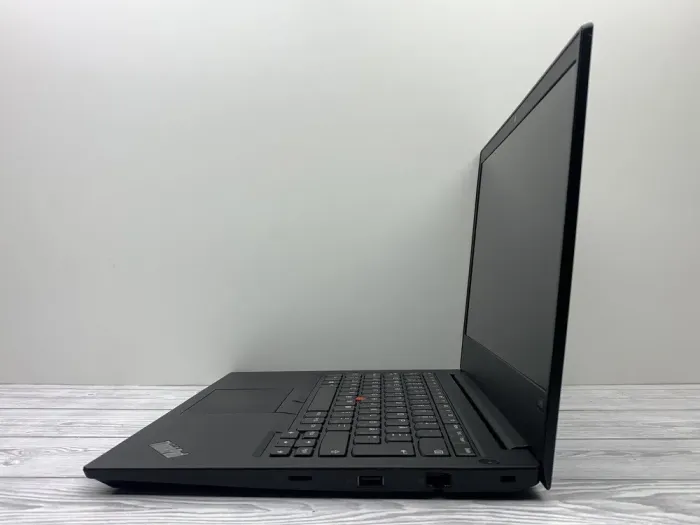 Ноутбук Б-клас Lenovo ThinkPad E485 / 14" (1920x1080) IPS / AMD Ryzen 5 2500U (4 (8) ядра по 2.0 - 3.6 GHz) / 16 GB DDR4 / 512 GB SSD / AMD Radeon Vega 8 Graphics / WebCam б/в - зображення 7