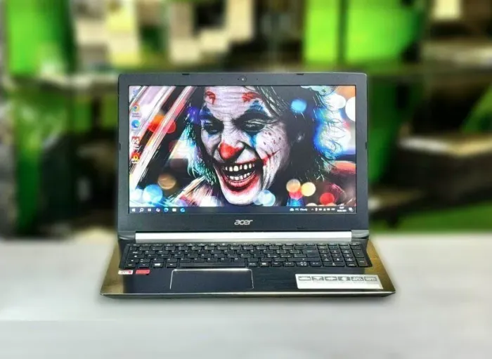 Ігровий ноутбук Acer Aspire A515-41G / 15.6" (1366x768) TN / AMD A12-9720P (4 ядра по 2.7 - 3.6 GHz) / 8 GB DDR4 / 256 GB SSD M.2 / AMD Radeon RX 540, 2 GB GDDR5, 128-bit / WebCam / Win 10 б/в - зображення 2