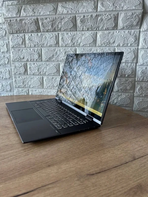 Ультрабук-трансформер Б-клас HP Envy x360 15-ey0003ca / 15.6" (1920x1080) IPS Touch / AMD Ryzen 5 5625U (6 (12) ядер по 2.3 - 4.3 GHz) / 16 GB DDR4 / 512 GB SSD / AMD Radeon Vega Graphics / WebCam б/в - зображення 5