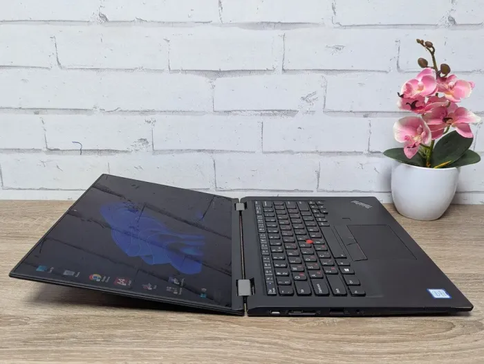 Ультрабук-трансформер Б-клас Lenovo ThinkPad X390 Yoga / 13.3" (1920x1080) TN Touch / Intel Core i5-8265U (4 (8) ядра по 1.6 - 3.9 GHz) / 8 GB DDR4 / 256 GB SSD / Intel UHD Graphics / WebCam б/в - зображення 8