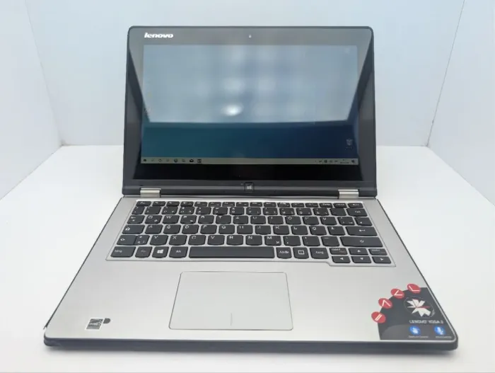 Нетбук-трансформер Б-клас Lenovo Yoga 2 / 11.6" (1366x768) TN Touch / Intel Celeron N2940 (4 ядра по 1.83 - 2.25 GHz) / 4 GB DDR3 / 500 GB HDD / Intel HD Graphics / WebCam б/в - изображение 2