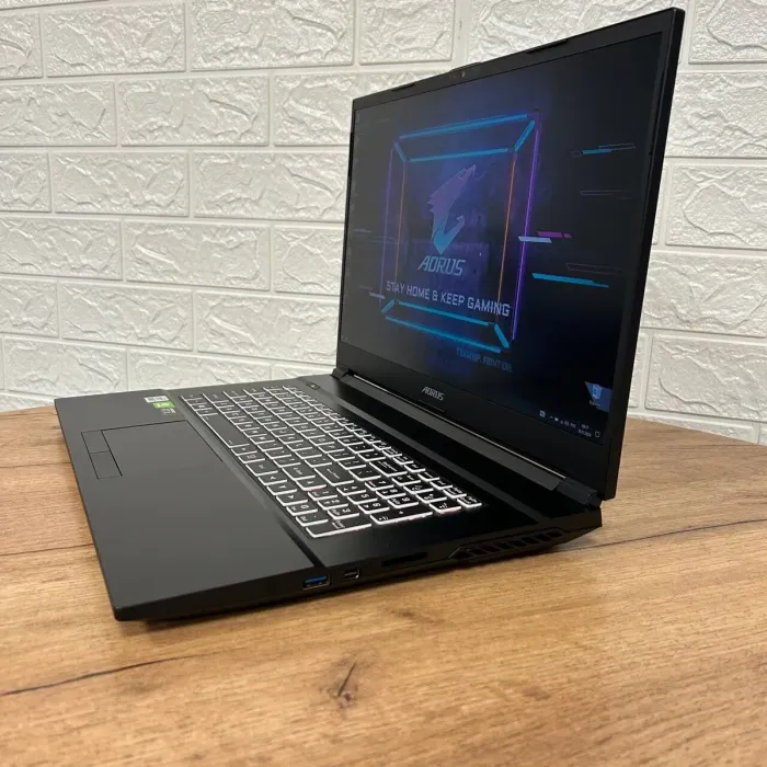 Ігровий ноутбук Б-клас Gigabyte Aorus 7 KB / 17.3" (1920x1080) IPS / Intel Core i7-10750H (6 (12) ядер по 2.6 - 5.0 GHz) / 16 GB DDR4 / 512 GB SSD / nVidia GeForce RTX 2060, 6 GB GDDR6, 192-bit / WebCam б/в - зображення 5