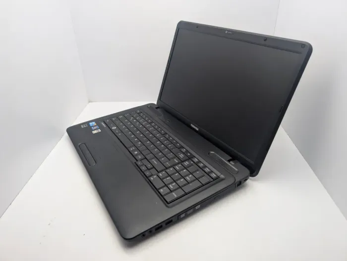 Ноутбук Toshiba Satellite Pro L670 / 17.3" (1600x900) TN / Intel Core i3-380M (2 (4) ядра по 2.53 GHz) / 6 GB DDR3 / 640 GB HDD / Intel HD Graphics / WebCam б/в - зображення 4