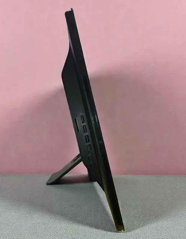 Моноблок Asus ET2013IUKI / 20" (1600x900) TN / Intel Core i5-3550S (4 ядра по 3.0 - 3.7 GHz) / 4 GB DDR3 / 500 GB HDD / Intel HD Graphics 2000 / WebCam б/в - изображение 3