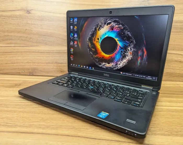 Ноутбук Dell Latitude E5450 / 14" (1920x1080) IPS / Intel Core i5-5300U (2 (4) ядра по 2.3 - 2.9 GHz) / 8 GB DDR3 / 256 GB SSD / nVidia GeForce 830M, 2 GB DDR3, 64-bit / WebCam / Fingerprint / Windows 10 б/в - зображення 5