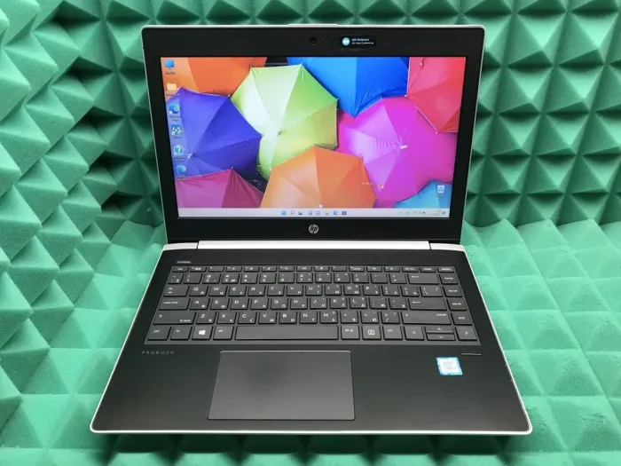 Ультрабук Б-клас HP ProBook 430 G5 / 13.3" (1366x768) TN / Intel Core i5-8250U (4 (8) ядра по 1.6 - 3.4 GHz) / 8 GB DDR4 / 128 GB SSD + 500 GB HDD / Intel UHD Graphics 620 / WebCam / Fingerprint / USB 3.1 / HDMI б/в - зображення 2