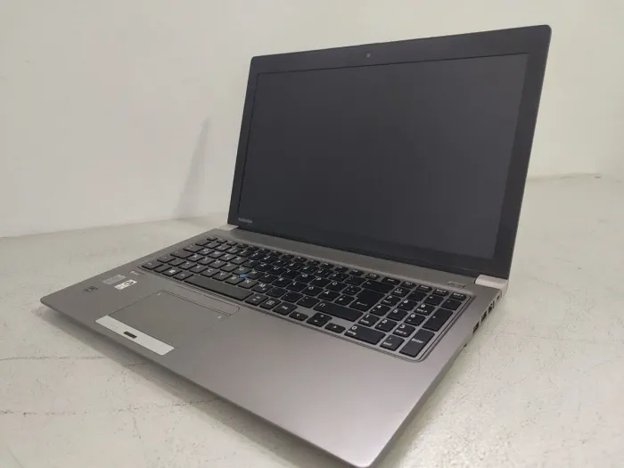 Ноутбук Б-клас Toshiba Tecra Z50-A-17K / 15.6" (1920x1080) TN / Intel Core i5-4300U (2 (4) ядра по 1.9 - 2.9 GHz) / 8 GB DDR3 / 256 GB SSD / Intel HD Graphics 4400 / WebCam б/в - зображення 3