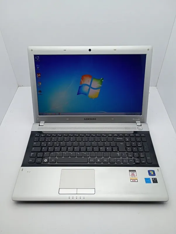Ноутбук Samsung RV515 / 15.6" (1366x768) TN / AMD E-450 (2 ядра по 1.65 GHz) / 6 GB DDR3 / 120 GB SSD / AMD Radeon HD6320 / WebCam б/в - зображення 7
