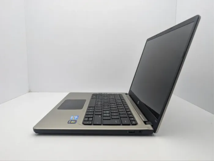 Ноутбук HP Folio 13-2000 / 13.3" (1366x768) TN / Intel Core i5-2467M (2 (4) ядра по 1.6 - 2.3 GHz) / 8 GB DDR3 / 32 GB SSD / Intel HD Graphics 3000 / WebCam б/в - зображення 5