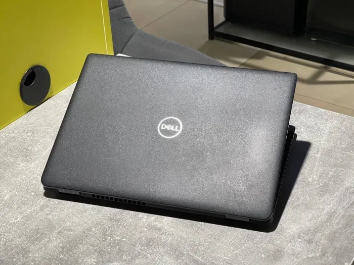 Ультрабук Dell Latitude 3400 / 14" (1920x1080) IPS / Intel Core i5-8250U (4 (8) ядра по 1.6 - 3.4 GHz) / 8 GB DDR4 / 240 GB SSD / Intel UHD Graphics / WebCam б/в - зображення 5