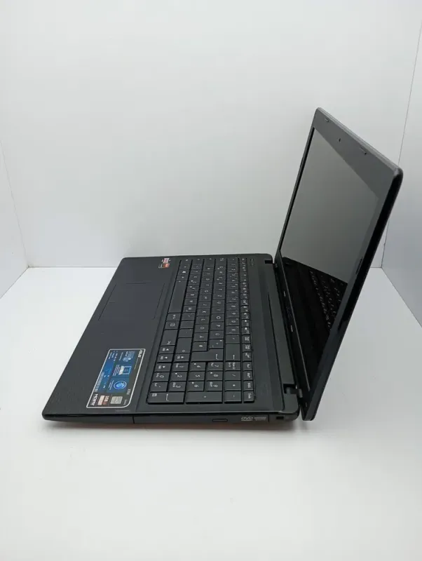 Ноутбук Asus X55 / 15.6" (1366x768) TN / AMD E2-1800 (2 ядра по 1.7 GHz) / 4 GB DDR3 / 320 GB HDD / AMD Radeon HD 7340 Graphics / WebCam б/в - зображення 6