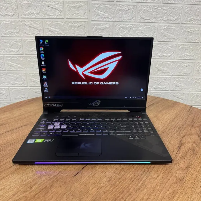 Ігровий ноутбук Б-клас Asus ROG Strix Scar II GL504GW / 15.6" (1920x1080) IPS / Intel Core i7-8750H (6 (12) ядер по 2.2 - 4.1 GHz) / 16 GB DDR4 / 512 GB SSD / nVidia GeForce RTX 2070, 8 GB GDDR6, 256-bit / WebCam б/в - зображення 2