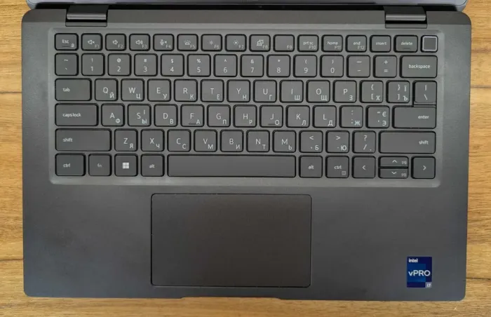 Ультрабук Dell Latitude 7430 / 14" (1920x1080) IPS / Intel Core i7-1265U (10 (12) ядер по 3,6 - 4,8 ГГц) / 16 ГБ DDR4 / 512 ГБ SSD / Intel Iris Xe Graphics / WebCam / TouchID / Windows 11 б/в - зображення 3