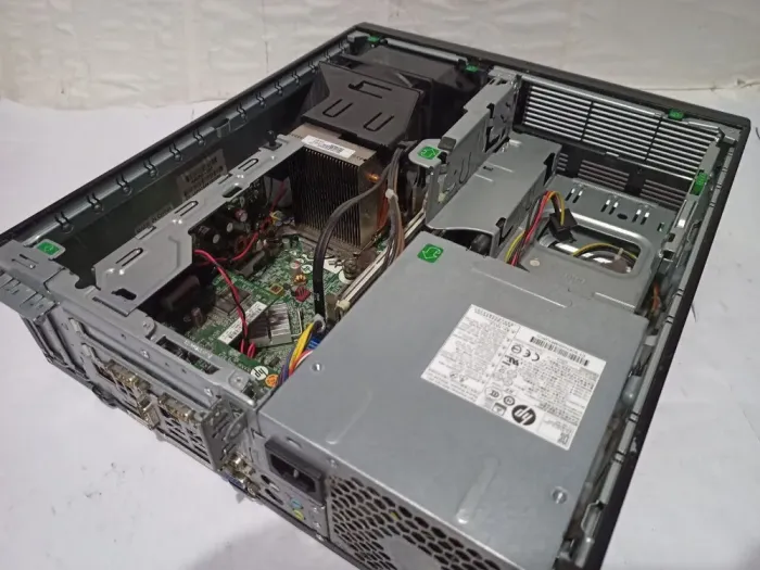 ПК HP rp5800 Retail System SFF / Intel Core i5-2400 (4 ядра по 3.1 - 3.4 GHz) / 8 GB DDR3 / 128 GB SSD NEW / Intel HD Graphics 2000 б/в - зображення 5