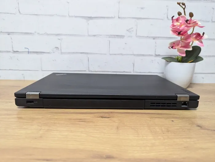 Ноутбук Lenovo ThinkPad L560 / 15.6" (1366x768) TN / Intel Core i5-6200U (2 (4) ядра по 2.3 - 2.8 GHz) / 8 GB DDR3 / 128 GB SSD / Intel HD Graphics 520 / WebCam / DVD-ROM б/в - зображення 7